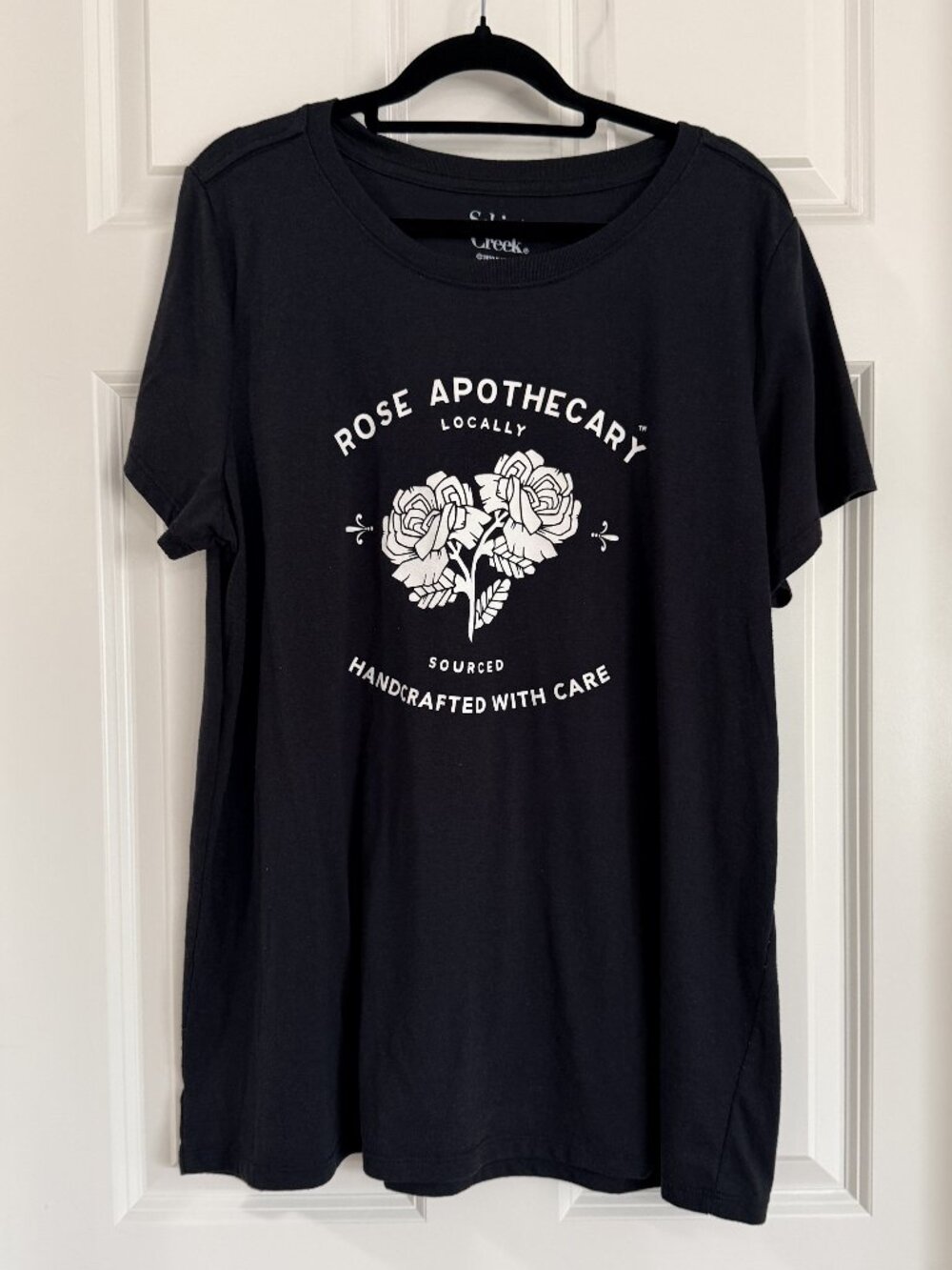 Schitts Creek Rose Apothecary Women's T-Shirt - Size 2X